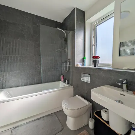 Δωμάτια σε οικογενειακή κατοικία The Ikigai Homestay- Cozy In New House For Short & Long *